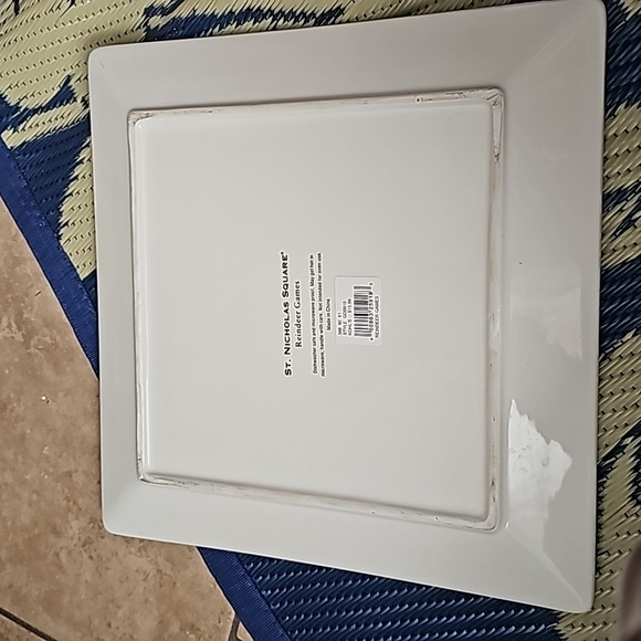Reindeer games Square platter  nwt - Picture 2 of 2